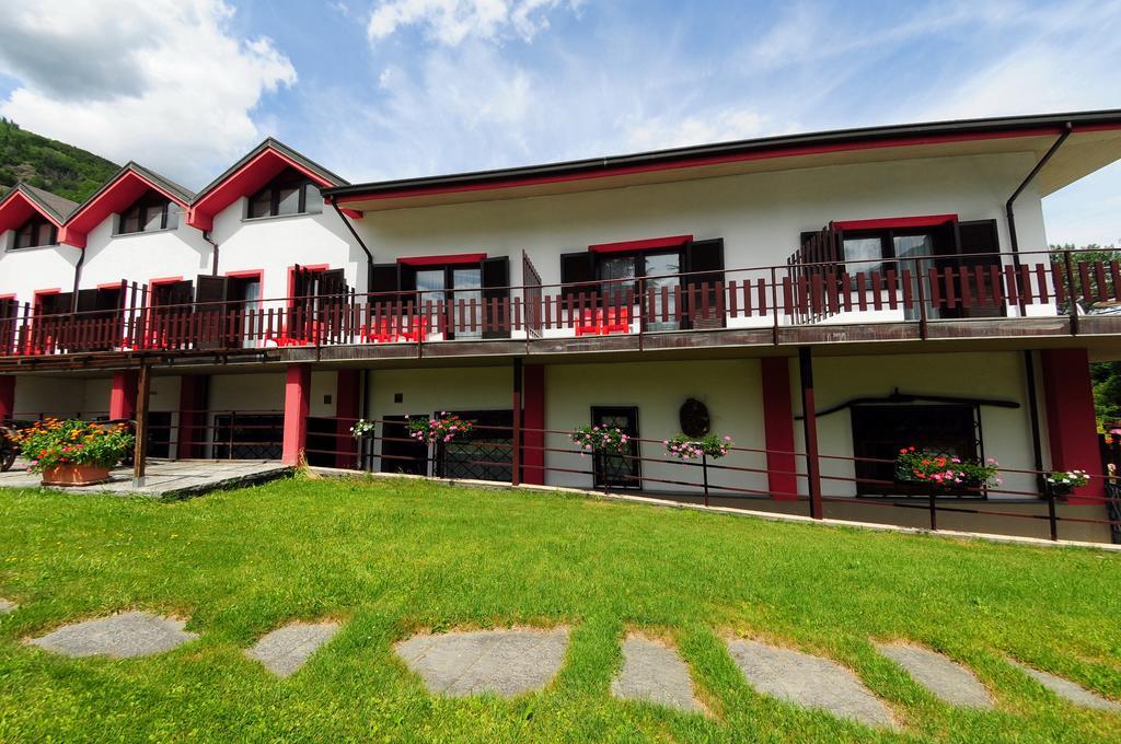 Residence Eden Park Aosta Esterno foto